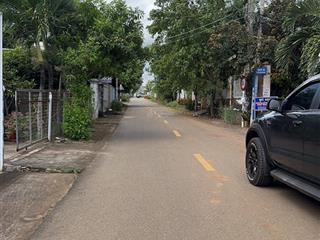 Bán rẻ bằng giá tc
chủ cần tiền cần bán gấp lô đất góc 2 mặt tiền nhánh huyền trân công chúa