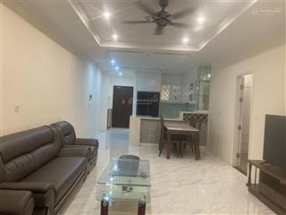 Bán căn hộ tập thể tầng 3 nghĩa tân dt 60m2, thiết kế 2 ngủ. giá 3,5 tỷ