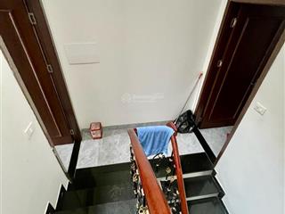 Bán nhà 6 tầng phân lô nghĩa tân dt 18m2 mặt tiền 3,3m giá 5,2 tỷ