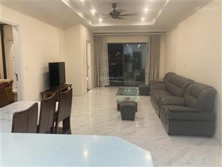 Bán căn hộ tập thể tầng 3 nghĩa tân dt 80m2 , thiết kế 3 ngủ giá 4,6 tỷ