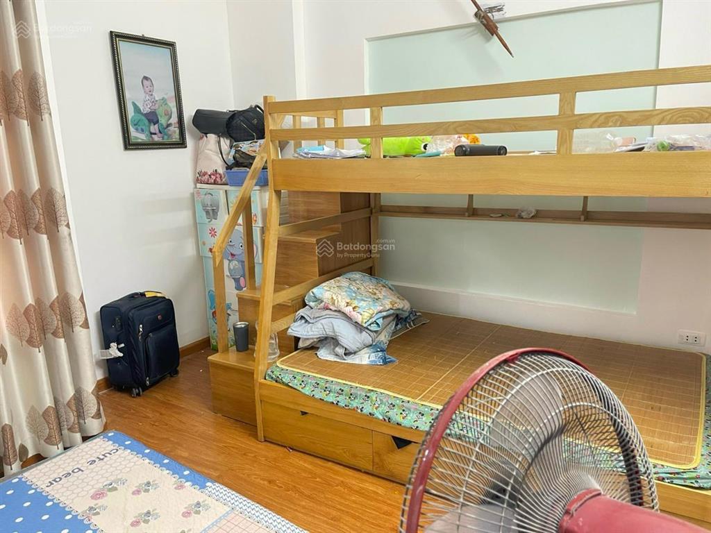 Bán nhà 2 tầng đường tôn quang phiệt , nghĩa đô dt 35m2 mặt tiền 3,5m giá 11 tỷ