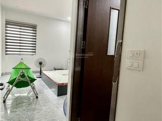 Bán căn hộ tập thể tầng 3 nghĩa tân dt 80m2 , thiết kế 3 ngủ giá 4,6 tỷ