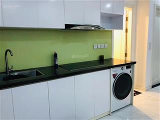 Bán tạp thể phường nghĩa tân , cầu giấy tầng 1 dt 80m2 có 3 ngủ , 1 vs nhà cũ giá 5 tỷ