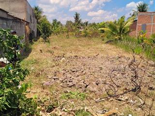 Chính chủ bán lô đất dt 668.3m2 nở hậu đối diện khu công nghiệp tân hương, châu thành