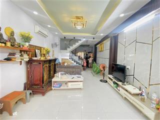 P.11, phú nhuận, huỳnh văn bánh  gần 60m2 (4 x 15) a4  btct 5 phòng ngủ  giá hơn 8 tỷ