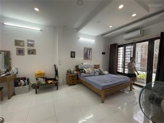 Biệt thự mini  nguyễn văn đậu, bình thạnh  cách 2 căn ra mặt tiền  93m2 (7 x 10.5)  3 tầng 6 pn