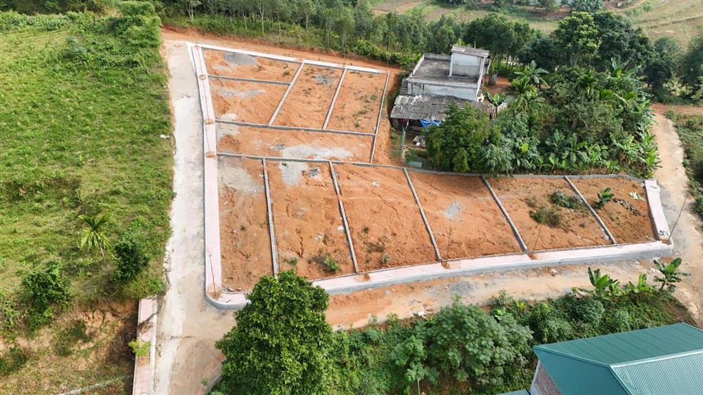 Bán lô đất lạc sơn hòa bình 245tr sổ đỏ 115m2