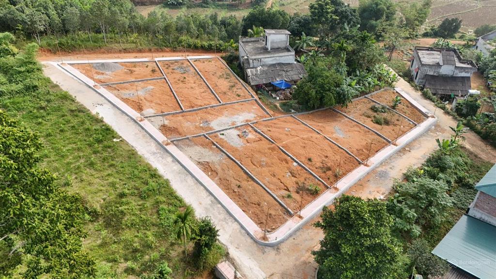 Bán lô đất lạc sơn hòa bình 245tr sổ đỏ 115m2