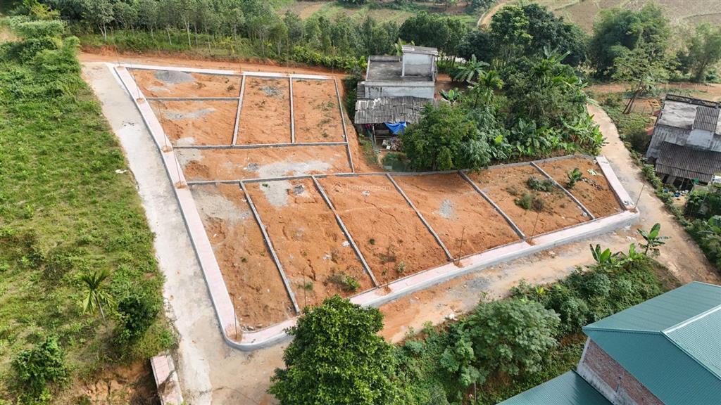 Bán lô đất lạc sơn hòa bình 245tr sổ đỏ 115m2