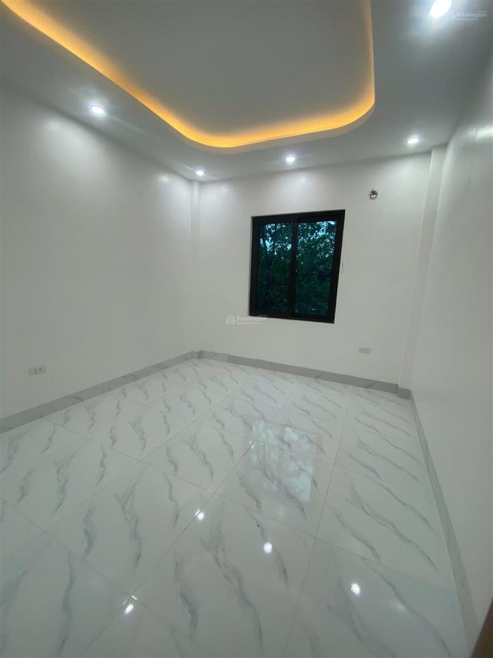 Rẻ nhất phụng châu, chương mỹ 34m2 xây 3 tầng. ô tô đỗ ngay cổng. tiện ích ngập tràn. giá 2,48 tỷ