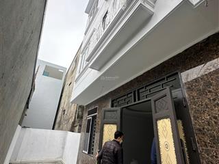 Nhà trong đê song phương 43m2*4t, gần trường cấp 3 hoài đức c, 800m ra đl thăng long. giá 4,6 tỷ