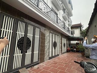Hot! nhà quyết tiến 43m2*4t, vị trí đẹp ôtô đỗ gần có sân rộng, 300m ra đl thăng long. giá 3.95 tỷ