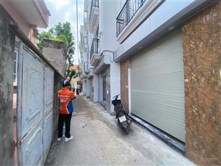 Nhà trong đê song phương, tiền lệ 52m2*4t, ngõ đi thông gần vành đai 4, 1km ra đại lộ. giá 4,65 tỷ