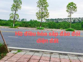 Mặt đường 40 m, view hồ, cv, pl, vỉa hè, ôtôtránh, phố cự khối, lb, dt 39 m, mt 4.7 m, giá 10 tỷ 95