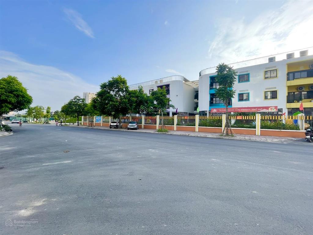 View cv 3 đồi, phân lô gv, vỉa hè, ô tô tránh, ngọc thụy, long biên, dt 90 m, 5 t, giá 26 tỷ 5
