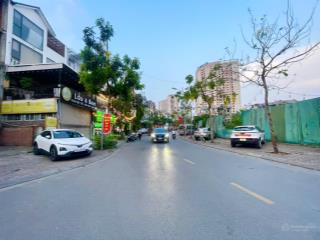 Bt khu nhà ở quân đội, thạch bàn, l biên, dt 90 m2, 4 t, mt 6.7 m, giá 22 tỷ 4, vỉa hè, view cv, kd