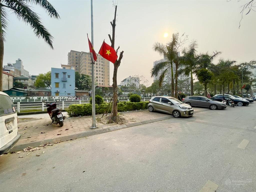 Phân lô, ô tô tránh, kinh doanh, phố giang biên, long biên, dt 60 m, mt 4.5 m, giá 9 tỷ 5