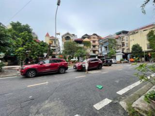 Biệt thự, nguyễn văn cừ, gia thụy, bồ đề, long biên, dt 135m2 3t, mt 7.4 m, giá 24 tỷ5, ô tô tránh
