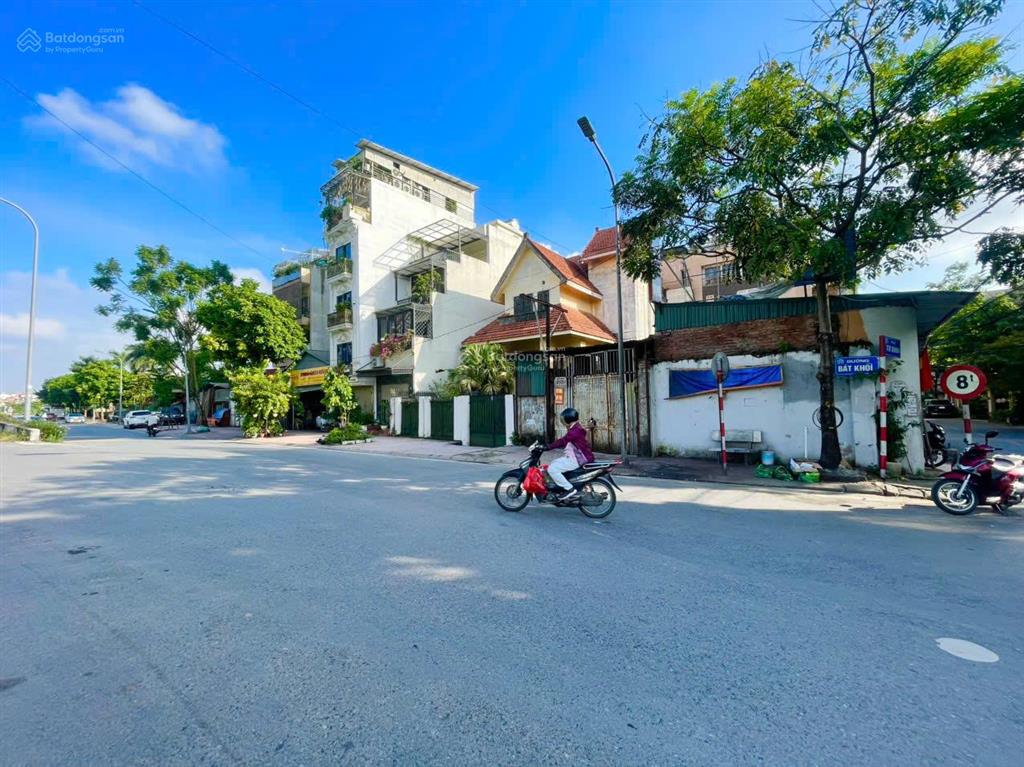 Hiếm, rẻ, mặt phố tư đình, long biên, vỉa hè, 3 ô tô tránh, kd, dt 135m2, mt 7.5 m, giá 34 tỷ 9