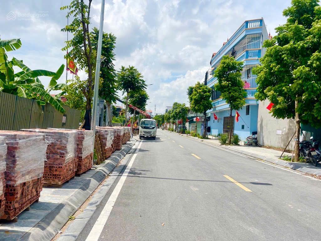 Mặt đường 22.5 m, p lô, vỉa hè rộng, 4 ô tô tránh, kd, cự khối, lb, dt 100 m, mt 5.8 m, giá 16 tỷ 5