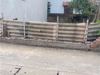 Lô đất trục chính ninh môn hiền ninh sóc sơn dt 84m2 full thổ cư mt 5.50m