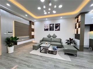 Bán gấp căn hộ chung cư ngay phố nguyễn chí thanh 71m thang máy căn góc full đồ ở ngay