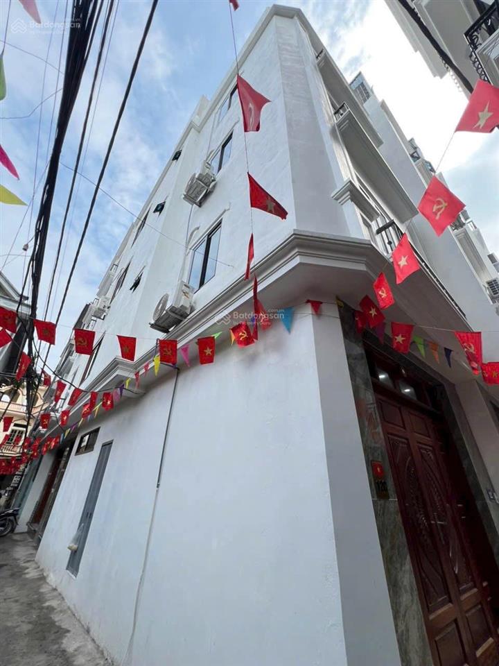 Bán nhà 35m2 6 tầng mới xây có thang máy tại lai xá kim chung ô tô tránh kinh doanh giá 9.6ty