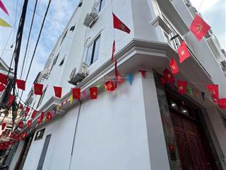 Bán nhà 5 tầng mới xây tại lai xá ful nội thất lô góc giá 6.5tỷ