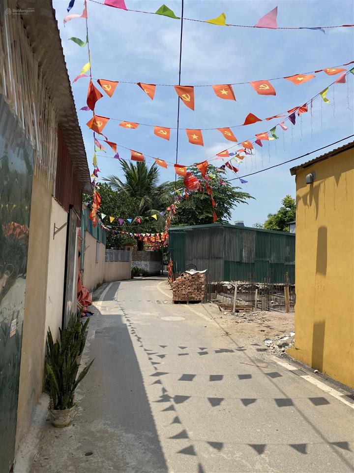 Bán đất tại thôn thượng trì liên hồng đan phượng diện tích 125.8m2 giá 64tr/m2 ô tô đỗ cửa
