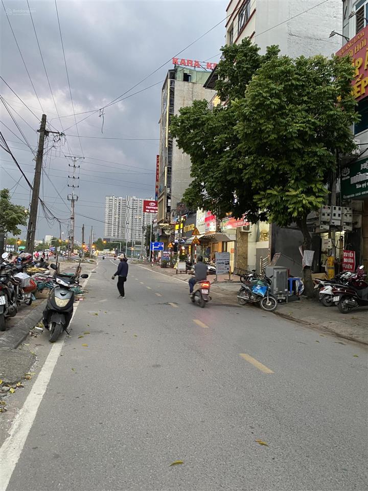 Bán đất tại đường 32  lai xá  kim chung sát đường 3.5 55m2 giá 15.7tỷ