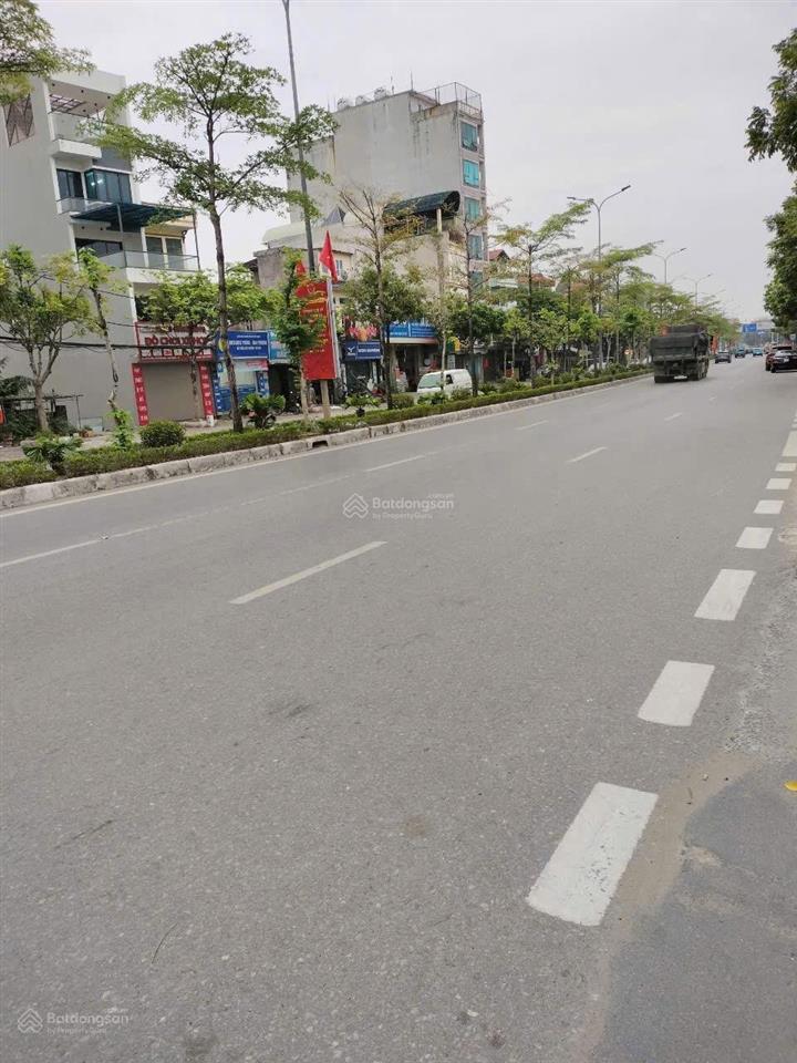 Bán đất tại đường 32  lai xá  kim chung sát đường 3.5 55m2 giá 15.7tỷ