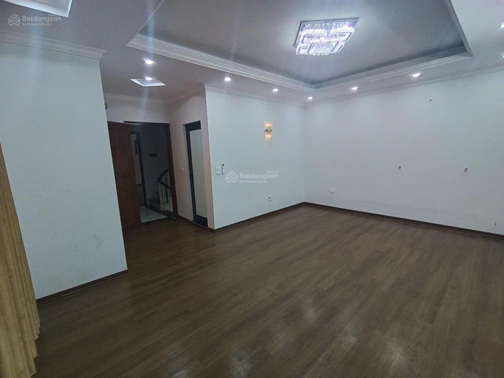 Cho thuê nhà kđt văn phú, hà đông. dt 75m2, 5 tầng, mt 5m, full điều hoà, nóng lạnh, giá 25tr/th