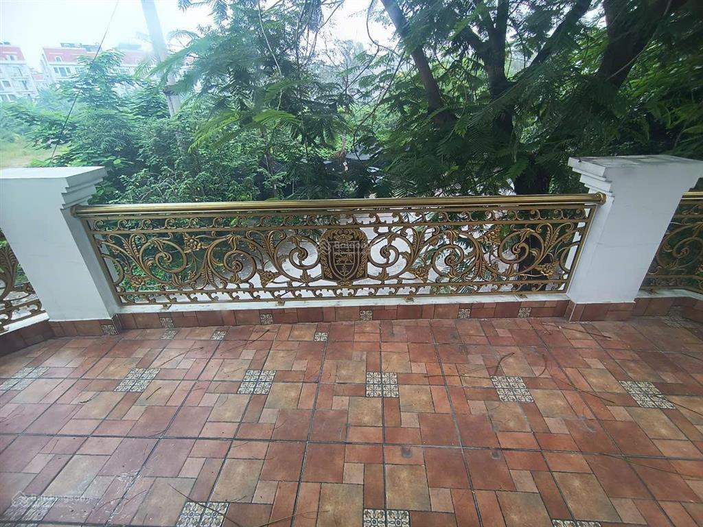 Cho thuê nhà kđt văn phú, hà đông. dt 75m2, 5 tầng, mt 5m, full điều hoà, nóng lạnh, giá 25tr/th