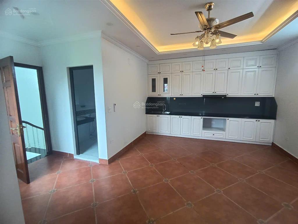 Cho thuê nhà kđt văn phú, hà đông. dt 75m2, 5 tầng, mt 5m, full điều hoà, nóng lạnh, giá 25tr/th