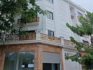 Cho thuê nhà kđt văn phú, hà đông. dt 110m2, 4 tầng, lô góc, full điều hoà, thang máy, giá 38tr/th