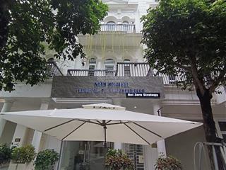 Cho thuê nhà liền kề kđt louis city đại mỗ. dt 105m2, 5 tầng, full đh, nl, thang máy, giá 38tr