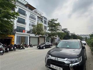 Cho thuê nhà mới đẹp kđt văn phú, hà đông. dt 90m2, 5 tầng, mt 5m, full đh, nl, thang máy, giá 35tr