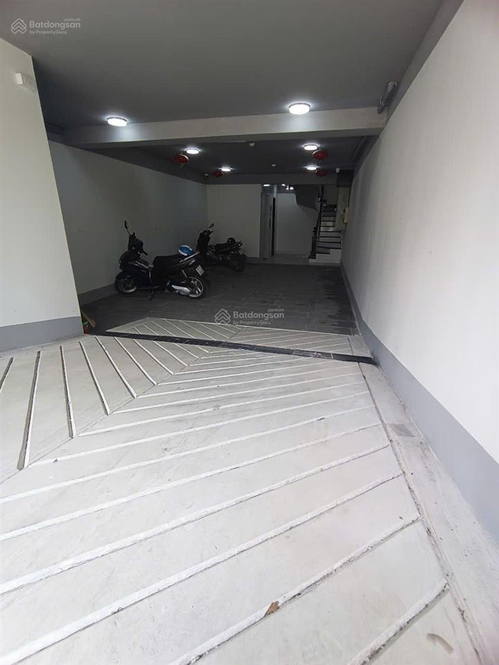 Cho thuê nhà mặt phố vạn phúc, hà đông 75m², 6 tầng 1 hầm, mt 5m, thông sàn, thang máy, giá 63tr