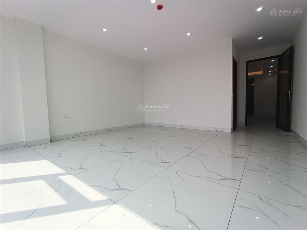 Cho thuê nhà mặt phố vạn phúc, hà đông 75m², 6 tầng 1 hầm, mt 5m, thông sàn, thang máy, giá 63tr