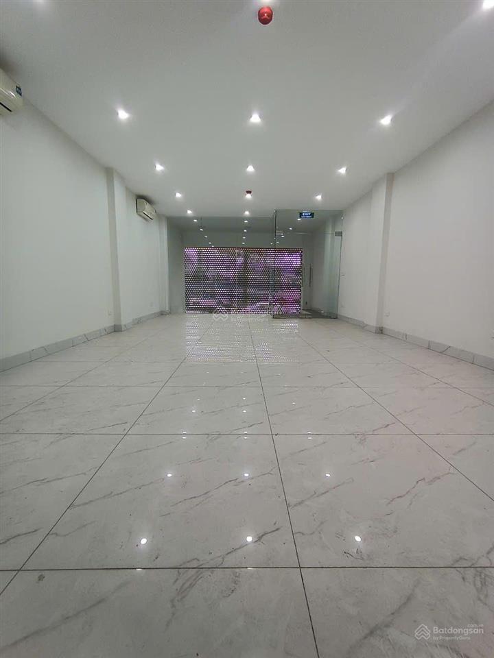 Cho thuê nhà mặt phố vạn phúc, hà đông 75m², 6 tầng 1 hầm, mt 5m, thông sàn, thang máy, giá 63tr