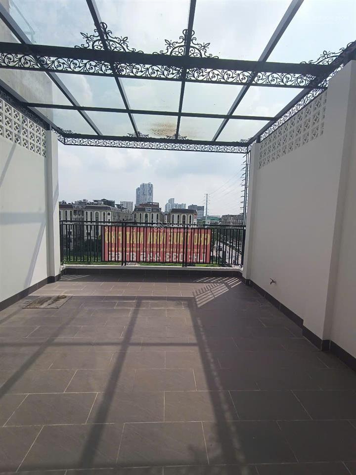 Cho thuê nhà mặt phố vạn phúc, hà đông 75m², 6 tầng 1 hầm, mt 5m, thông sàn, thang máy, giá 63tr