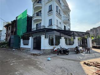 Cho thuê nhà ngõ 521 cổ nhuế, bắc từ liêm. dt 170m2, 5 tầng, lô góc, thang máy, giá chỉ 35tr