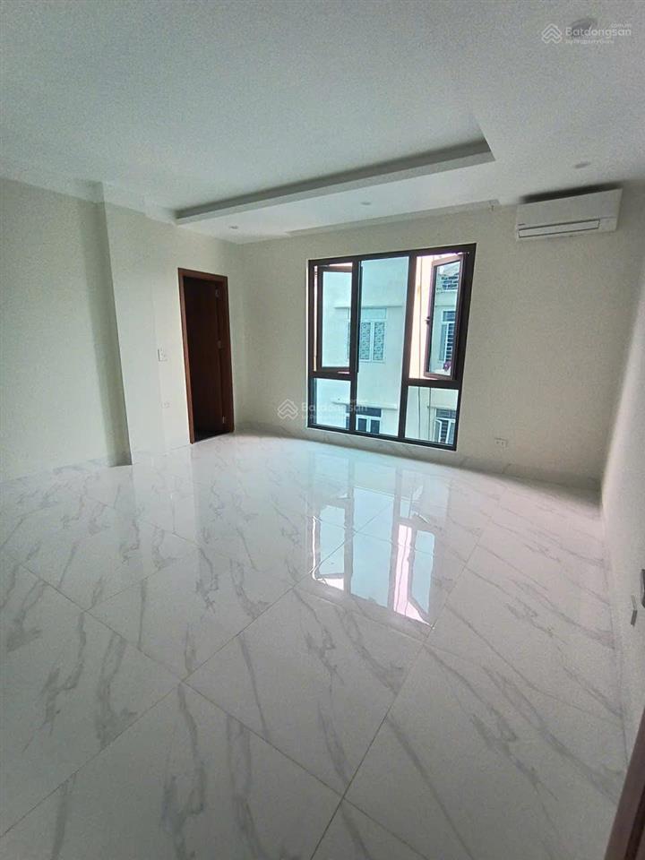 Cho thuê nhà khu vực yên xá  tân triều 90m2, 7 tầng, mt 10m, full điều hoà, thang máy. giá 58tr