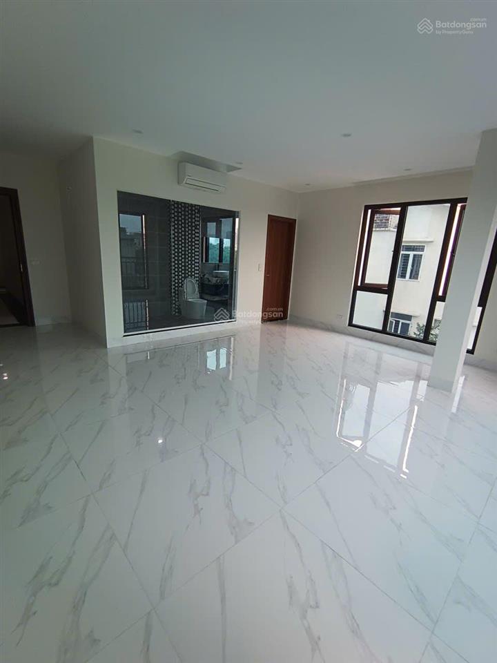 Cho thuê nhà khu vực yên xá  tân triều 90m2, 7 tầng, mt 10m, full điều hoà, thang máy. giá 58tr