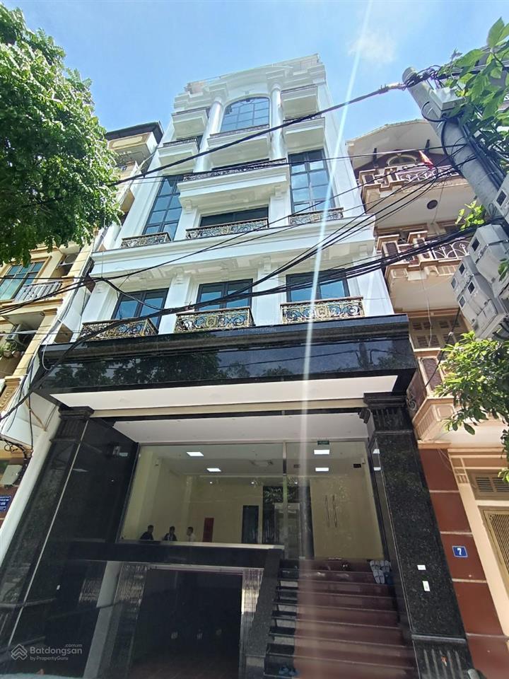Cho thuê nhà mp hà cầu, hà đông. dt 130m2, mt 8,5m, 7 tầng, 1 hầm, thông sàn, thang máy, 120tr/th