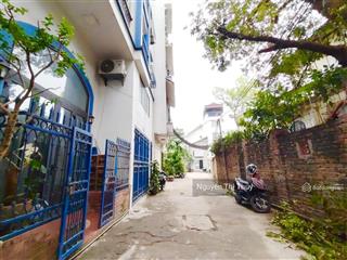 Nhà dân xây ngọc thuỵ lb dt62m 5t giá 9tỷ ô tô ô chờ thang máy lô góc 4 thoáng ngõ nông gần phố