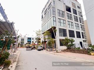 Tđc ngọc thuỵ long biên dt85m giá 20,8 tỷ phân lô vỉa hè ô tô tránh kinh doanh gần công viên
