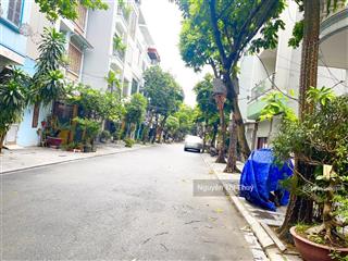 Siêu phẩm khu 918 phúc đồng long biên dt90m mt5m giá 16,7 tỷ phân lô ô tô tránh kinh doanh giá tốt
