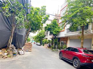 Bán đất tặng nhà khu 918 phúc đồng long biên dt96m mt5m giá 17,5 tỷ 2mặt ngõ ô tô tránh kinh doanh
