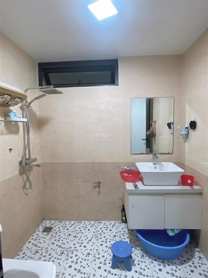 Đỉnh nóc! bán nhà xuân la, lô góc 2 thoáng, nhà mới cứng, gần hồ tây, full nội thất, 42m2*5t